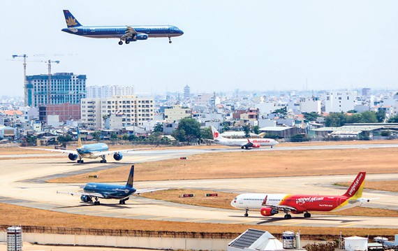 Vietnam, US cooperate in aviation infrastructure development